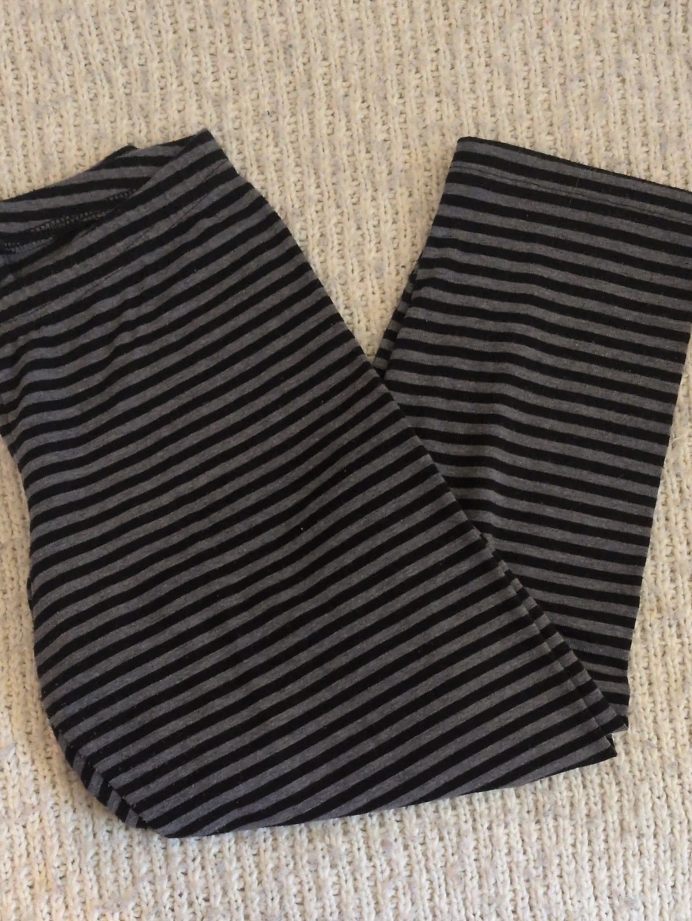 Joe Benbasset Black and Gray Striped Cropped Leggings Size Medium